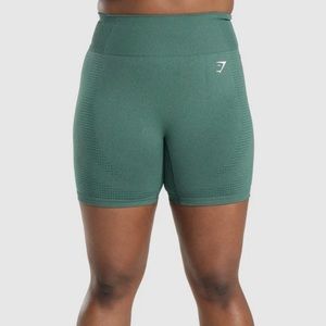 *SOLD* GYMSHARK Vital Seamless 2.0 Shorts in Dark Green Marl!